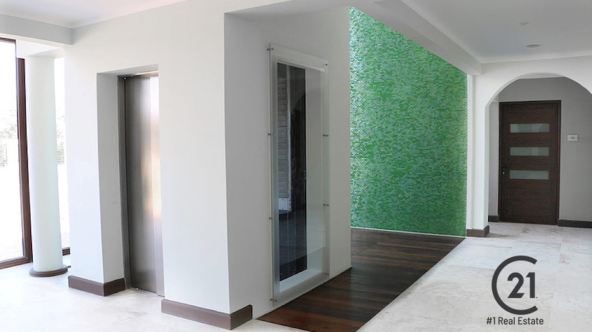 Emerald Luxury Penthouse(2)